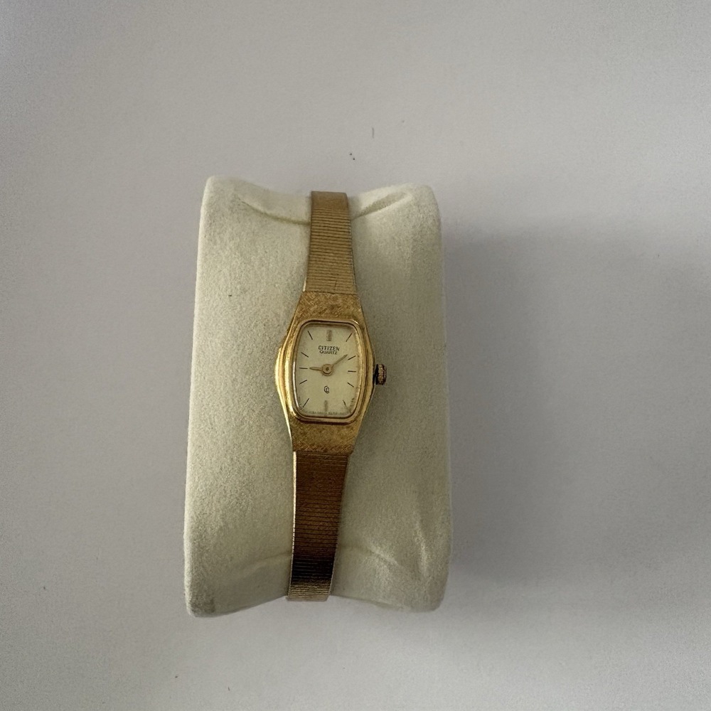 Vintage‎ Citizen Women's  3220-S16881 Gold Tone Base Metal
